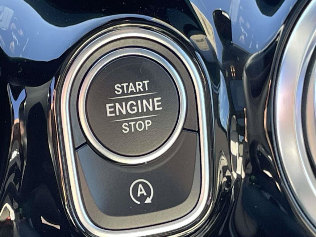 New 2026 Mercedes-Benz GLA 250 4MATIC image 36