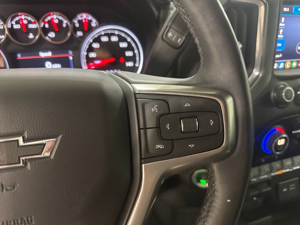 Used 2020 Chevrolet Silverado 1500 LT Trail Boss AWD/4WD image 40
