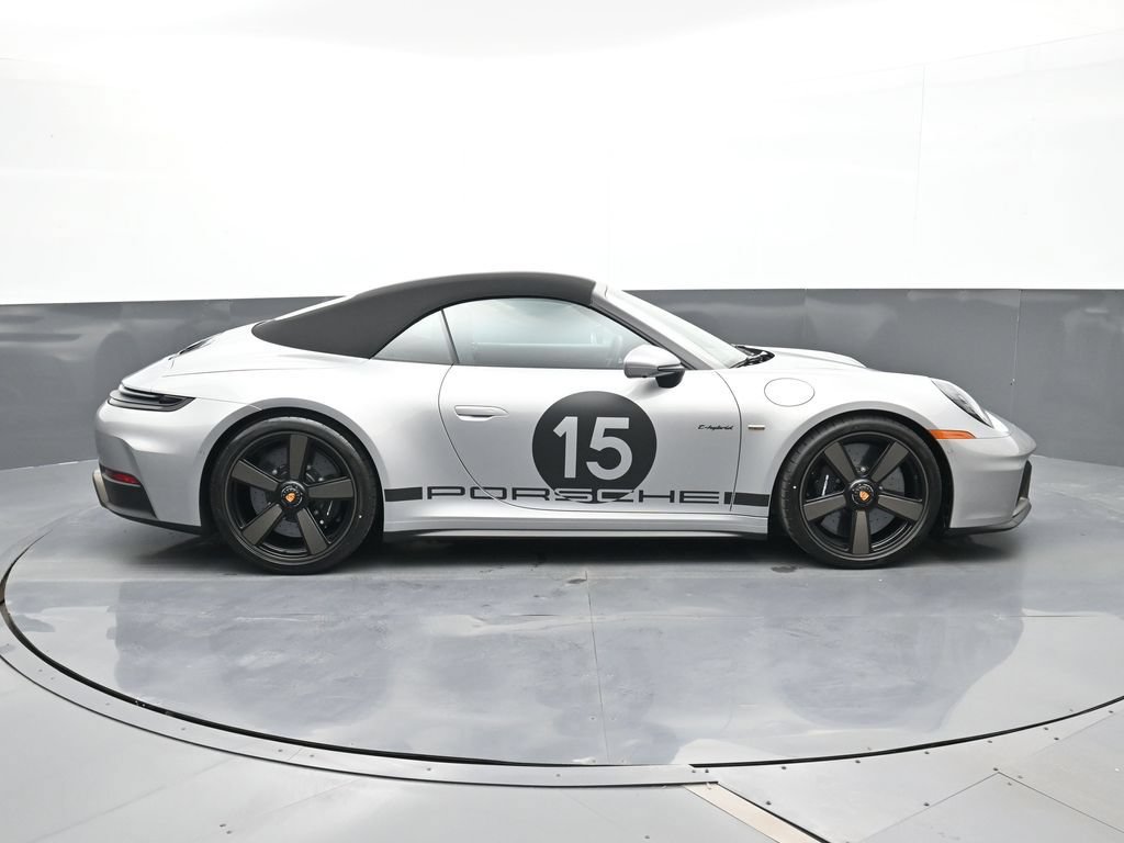 Certified 2026 Porsche 911 Carrera GTS RWD image 23