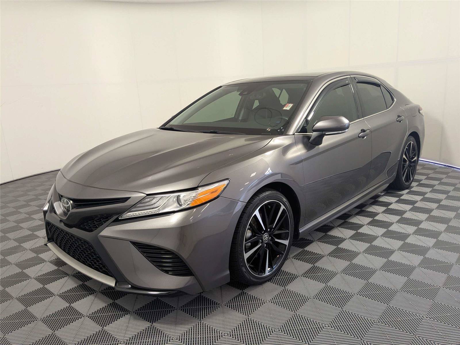 Certified 2020 Toyota Camry XSE FWD video 2