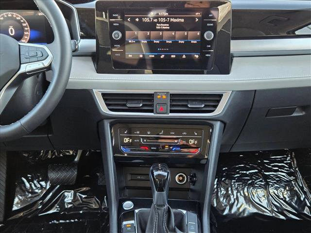 New 2026 Volkswagen Taos SE FWD image 13
