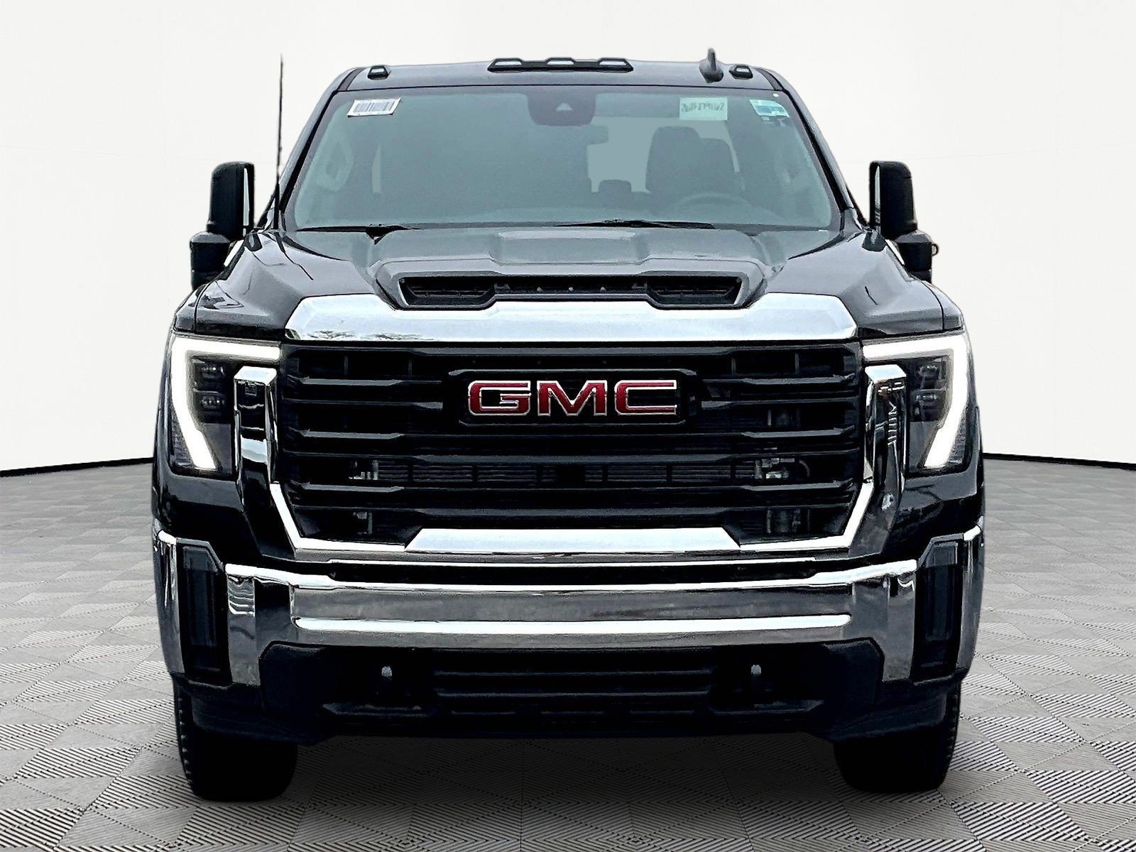 New 2026 GMC Sierra 2500 Pro AWD/4WD image 2
