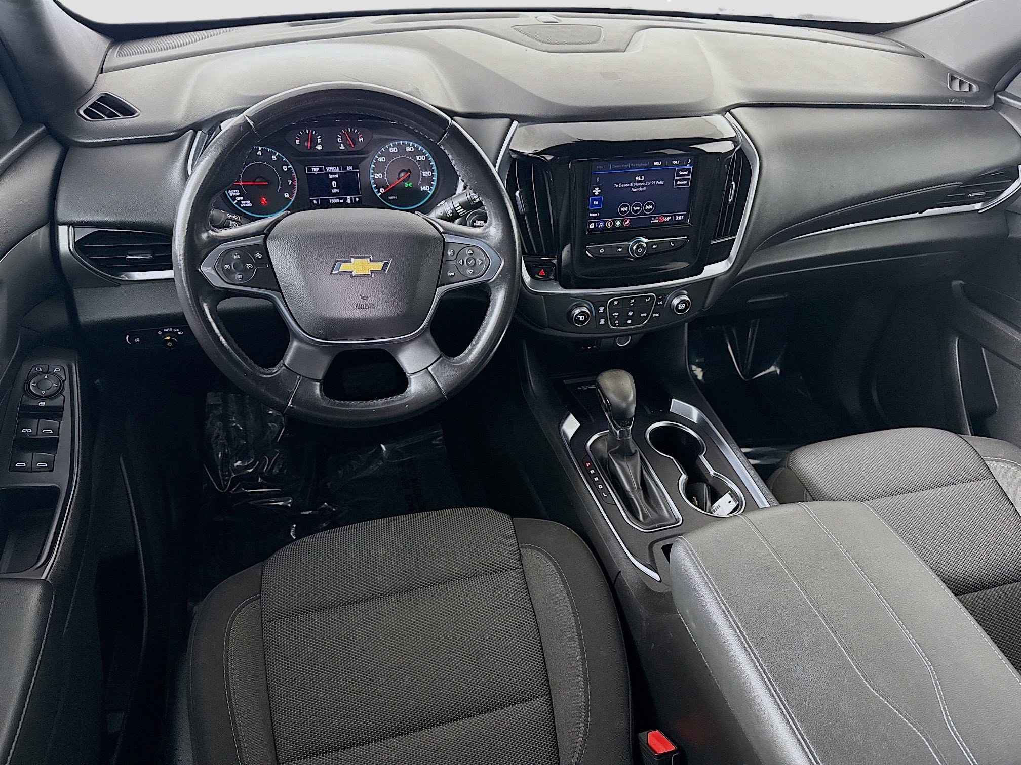 Used 2022 Chevrolet Traverse LT image 17