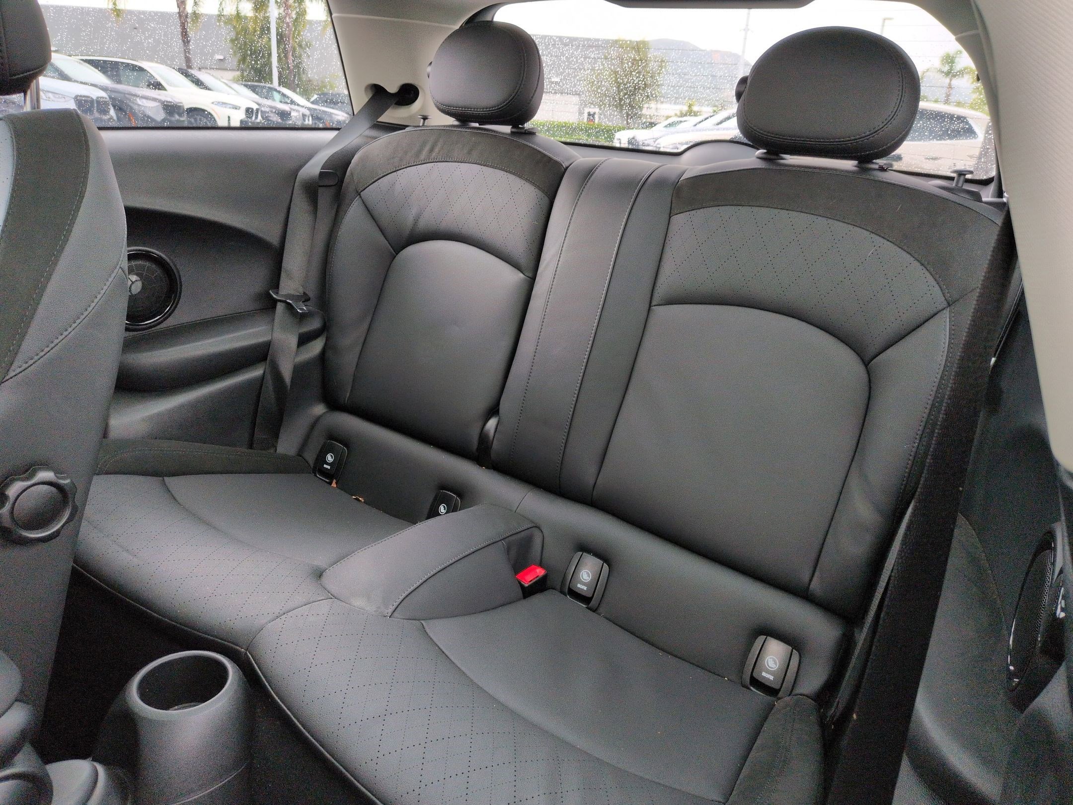 Used 2024 MINI Cooper SE image 30