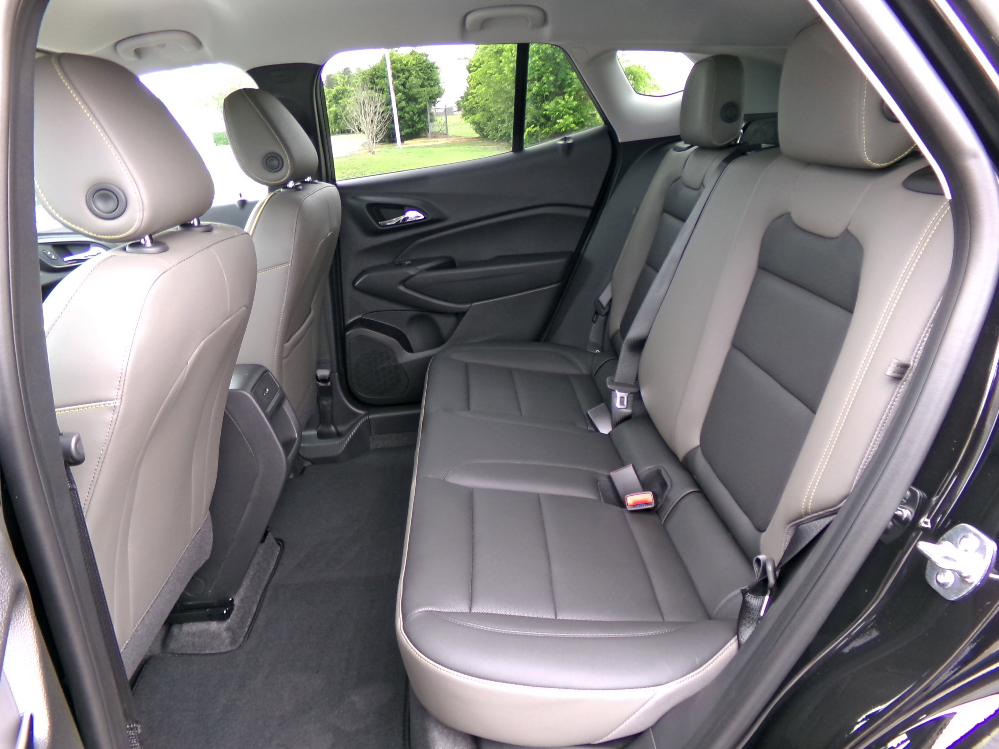New 2026 Chevrolet Trax ACTIV w/ Driver Confidence Package FWD image 13