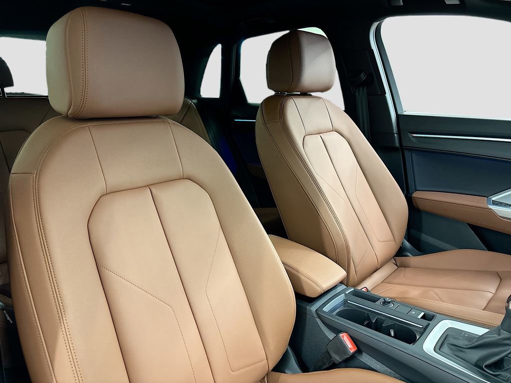 New 2025 Audi Q3 2.0T Premium Plus image 15