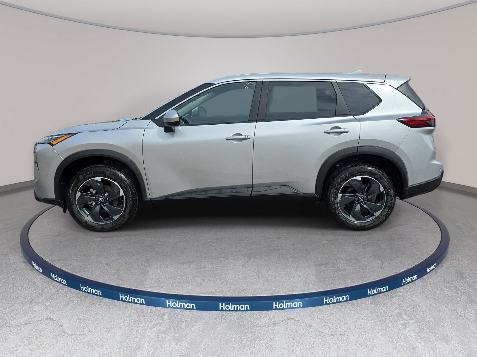 Used 2025 Nissan Rogue SV AWD/4WD image 9