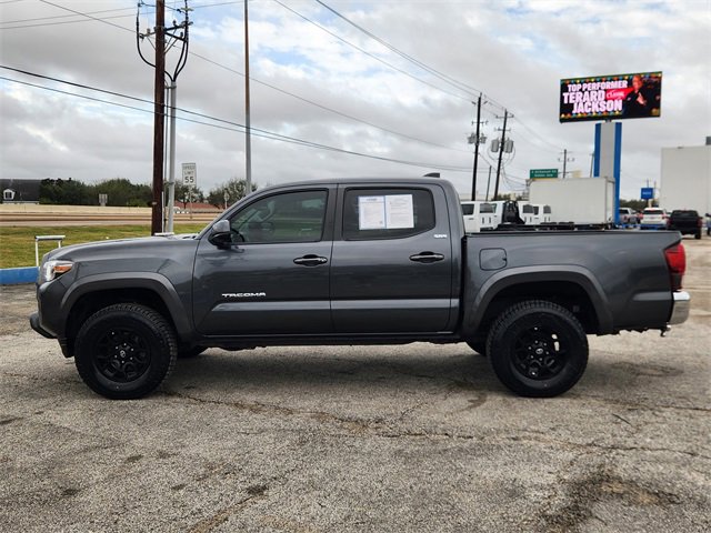 Used 2022 Toyota Tacoma SR5 image 4