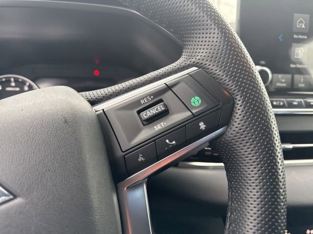 Used 2024 Mitsubishi Outlander SE image 26