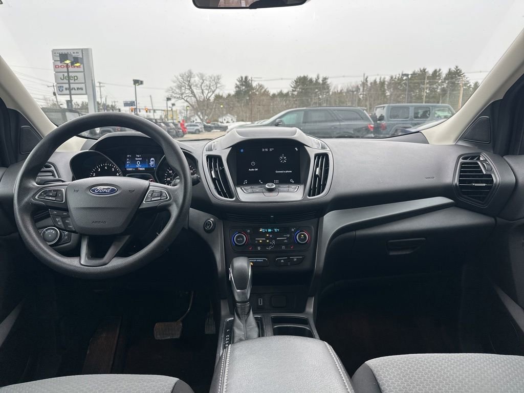 Used 2019 Ford Escape SE image 16