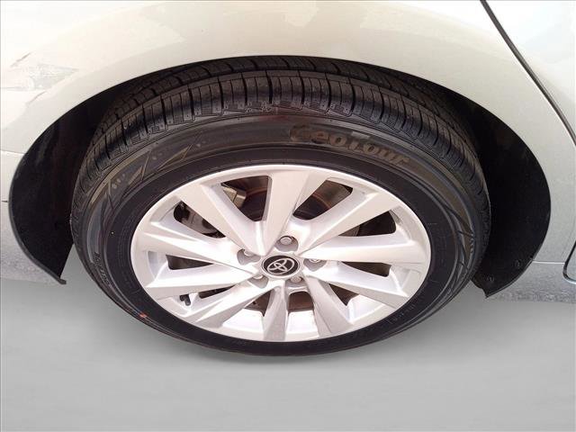 Used 2024 Toyota Camry LE FWD image 11