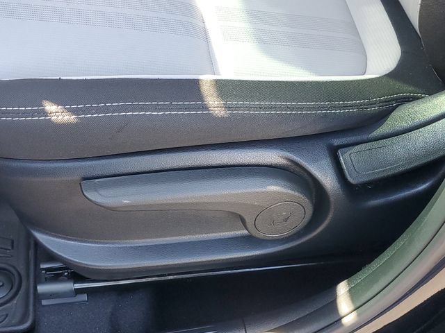Used 2024 Hyundai Venue SEL FWD image 20