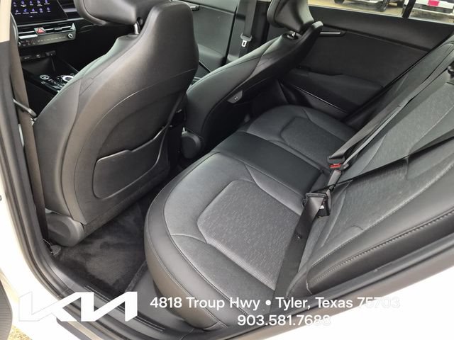 Certified 2023 Kia Niro Wave FWD image 24