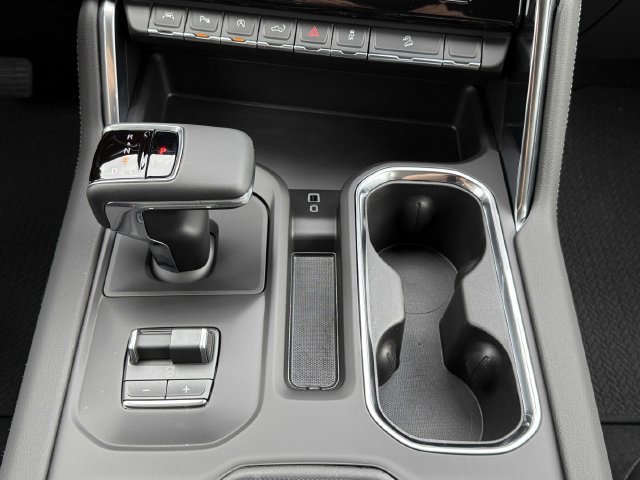 New 2026 GMC Sierra 1500 Denali w/ Denali Reserve Package AWD/4WD image 11