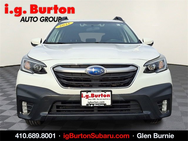 Used 2021 Subaru Outback Premium image 2