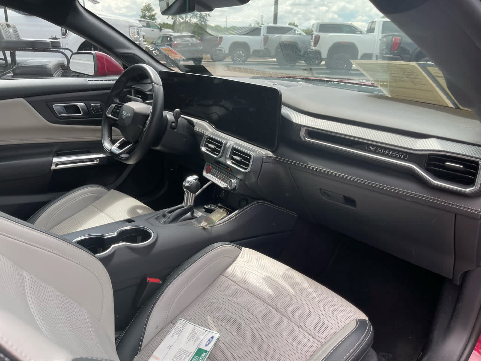 Used 2025 Ford Mustang Premium RWD image 22