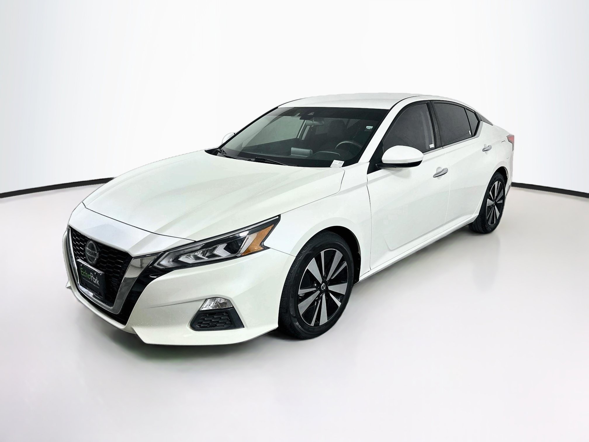 Used 2021 Nissan Altima 2.5 SV FWD image 3