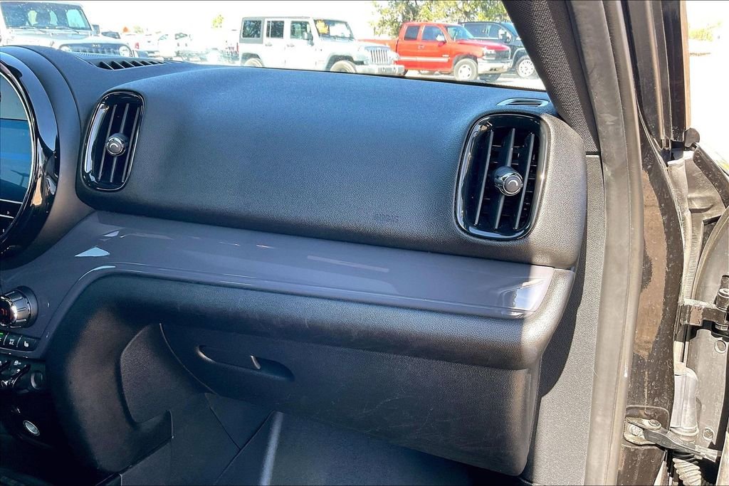 Used 2021 MINI Cooper Countryman image 23