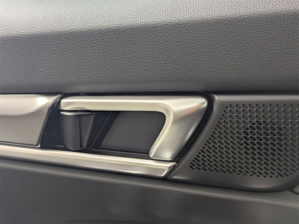 New 2025 Kia Telluride S image 14