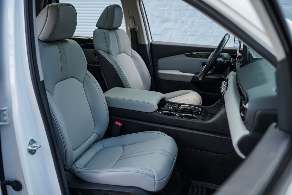Used 2024 Honda Pilot Touring image 25