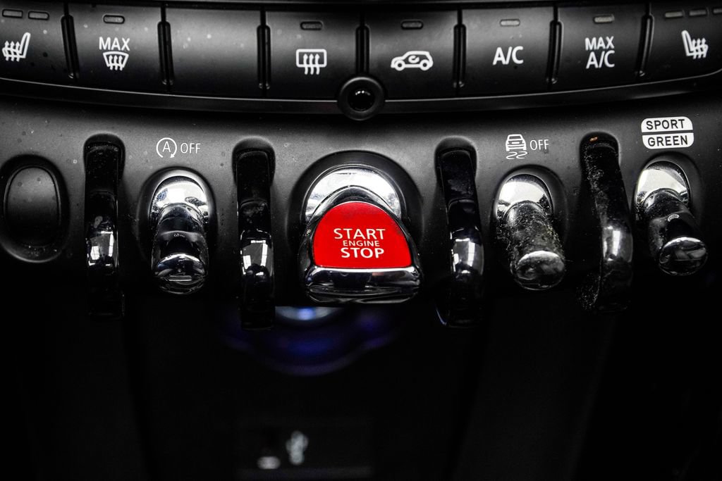 Used 2023 MINI Cooper S FWD image 26