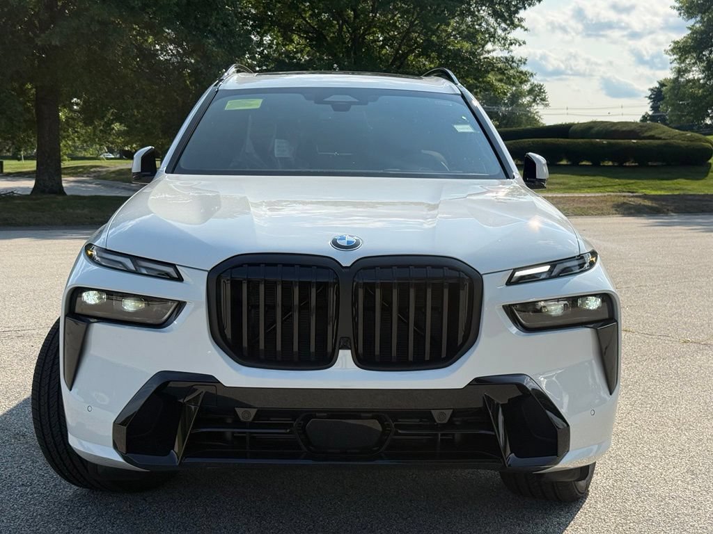 New 2027 BMW X7 xDrive40i w/ Executive Package AWD/4WD image 9