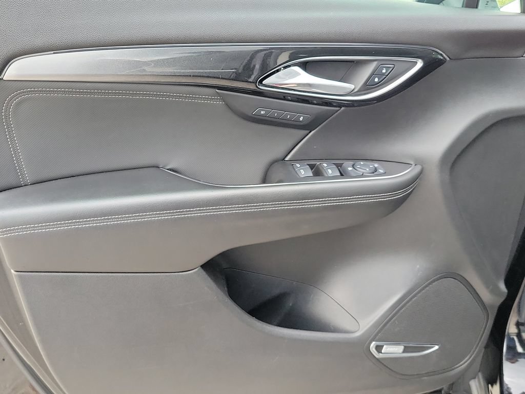 Used 2024 Buick Envision Preferred AWD/4WD image 18