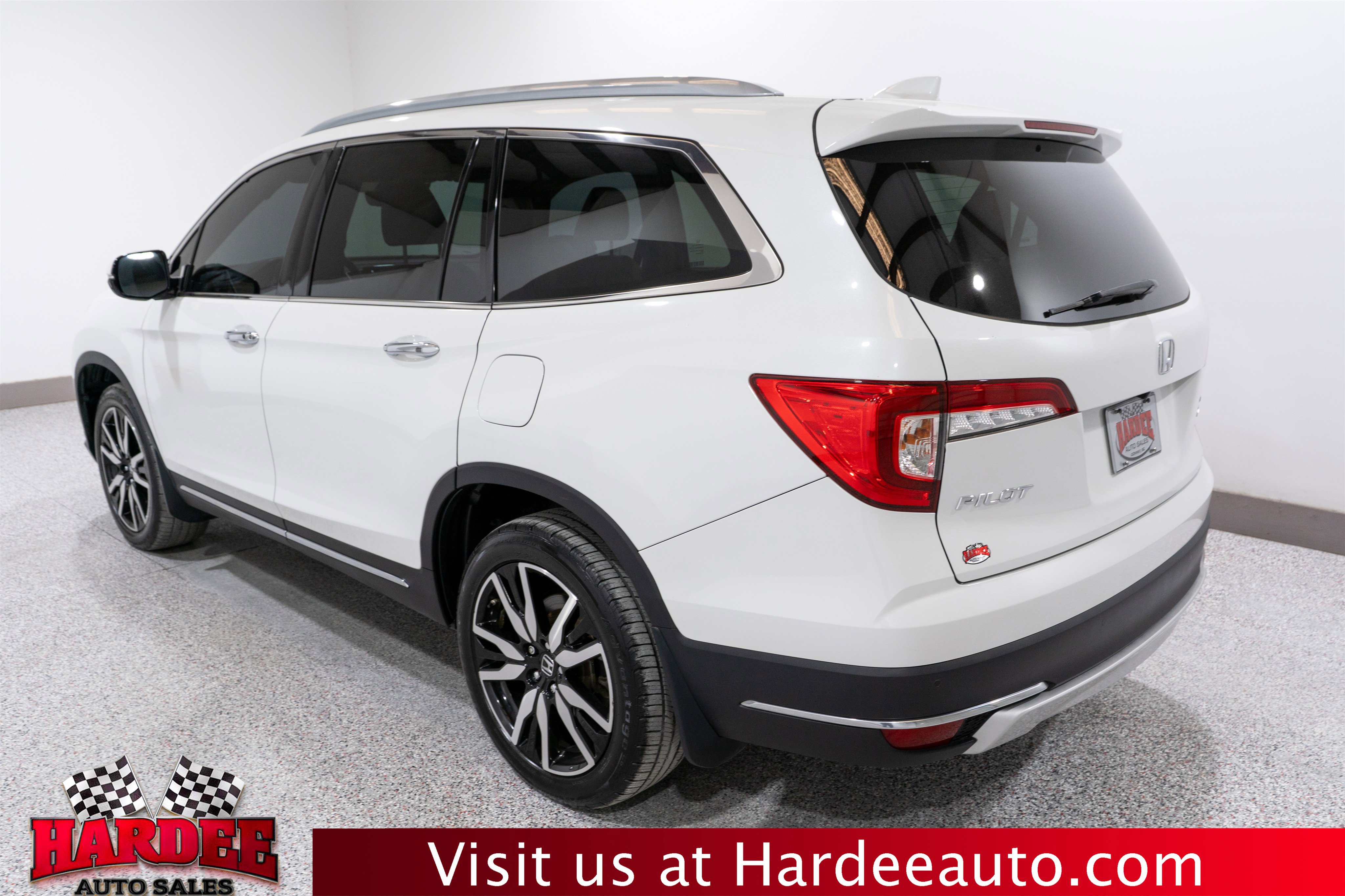 Used 2021 Honda Pilot Elite image 3