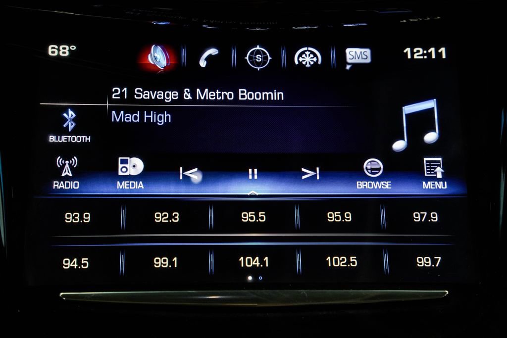 Used 2020 Cadillac Escalade Luxury image 37