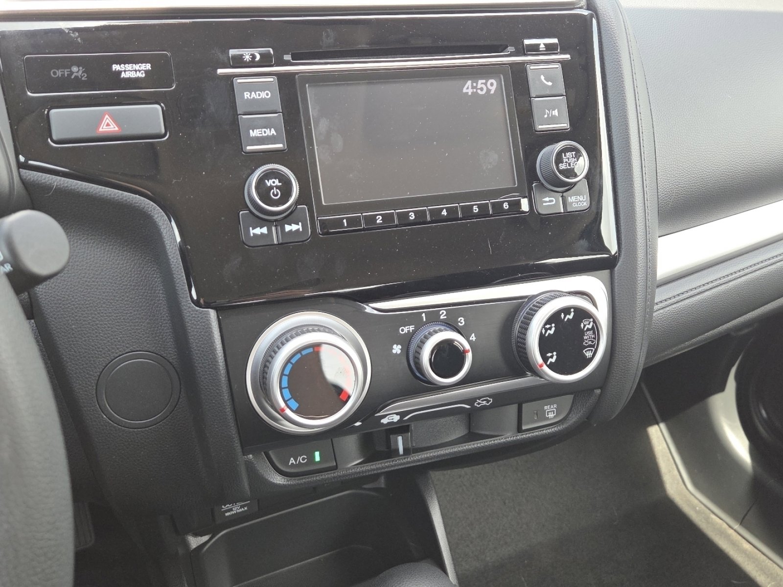 Used 2020 Honda Fit LX image 27