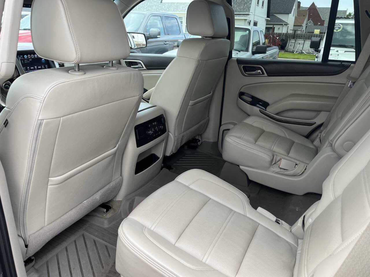 Used 2018 GMC Yukon Denali w/ Denali Ultimate Package image 16