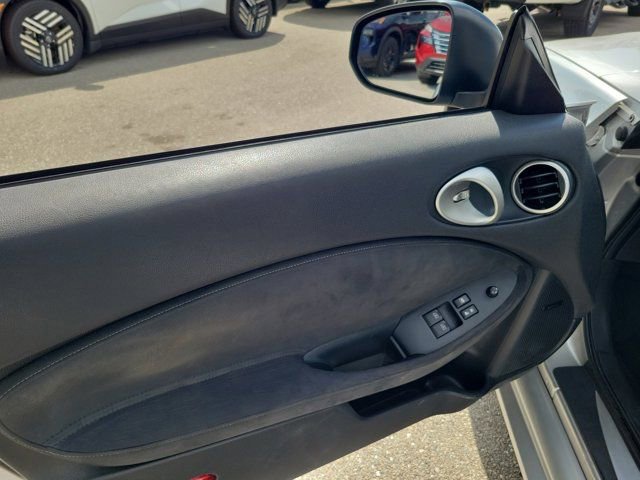 Used 2011 Nissan 370Z Touring w/ Sport Pkg image 18