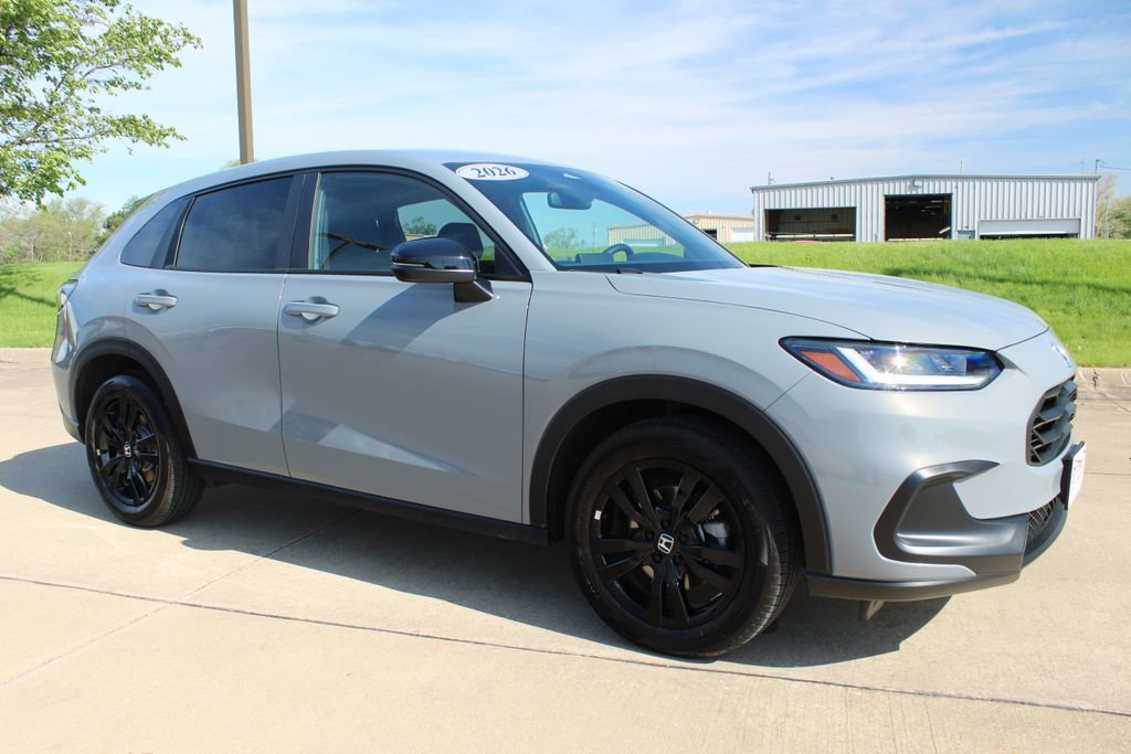 Used 2026 Honda HR-V Sport image 3