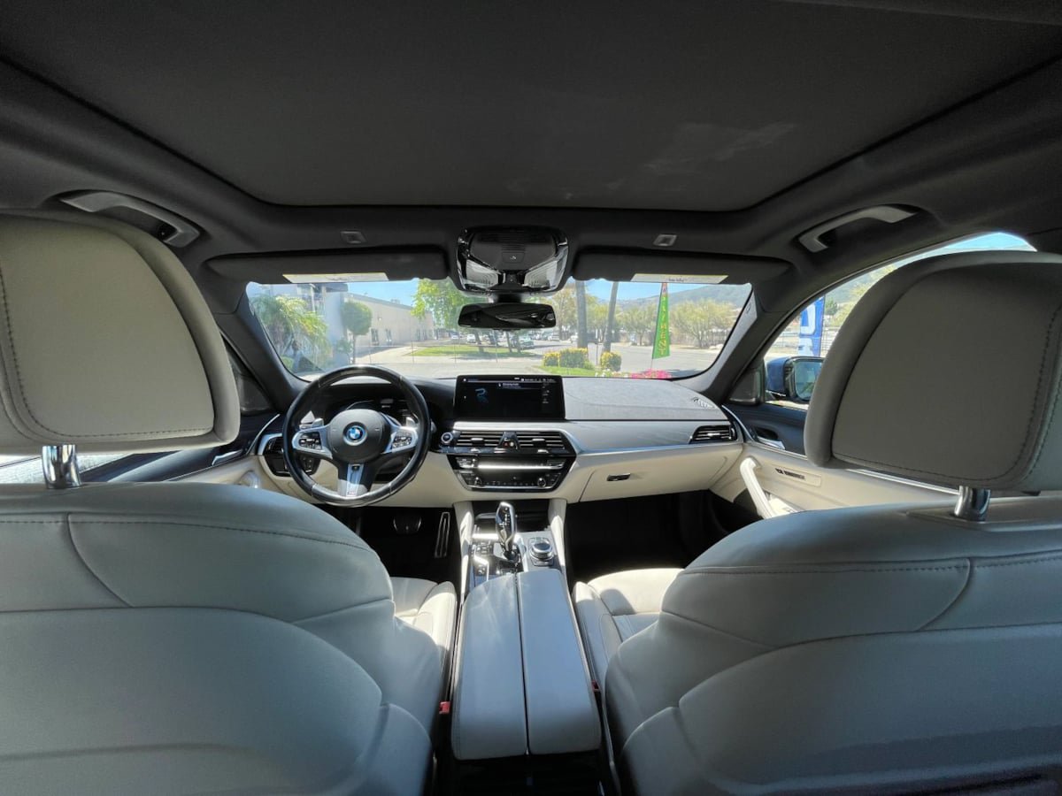 Used 2022 BMW 530e w/ Executive Package RWD image 13
