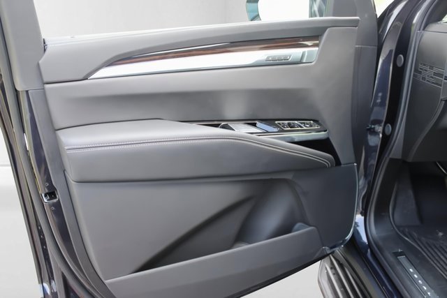 New 2025 Cadillac Escalade Premium Luxury w/ LPO, Floor Liner Package image 10