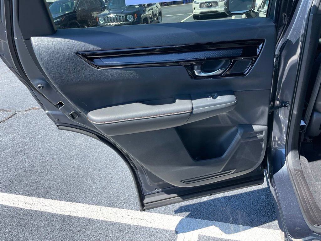Used 2025 Honda CR-V Sport Touring image 39