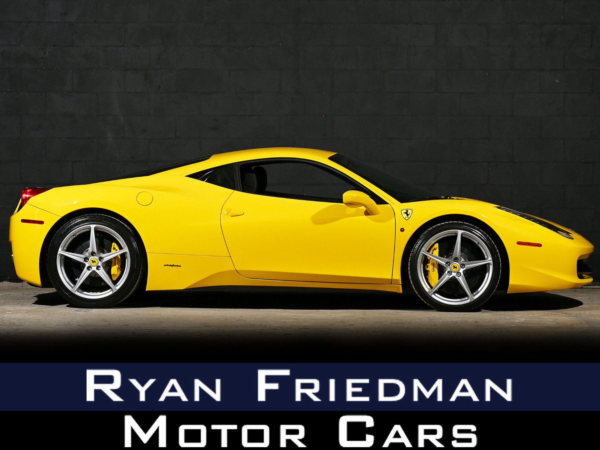 Used 2011 Ferrari 458 Italia Coupe RWD image 1