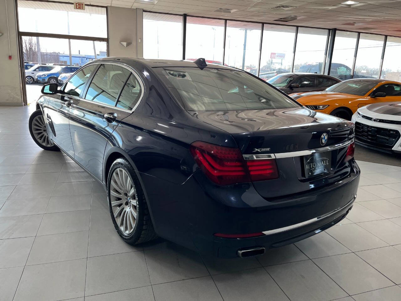 Used 2014 BMW 740Li image 8