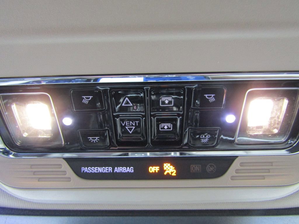 Used 2025 Lincoln Corsair Grand Touring w/ Equipment Group 301A AWD/4WD image 33