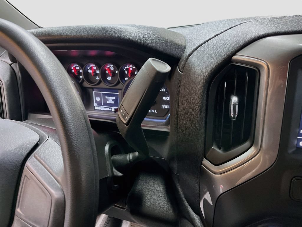 Used 2025 Chevrolet Silverado 1500 Custom w/ Turbomax Blackout Package AWD/4WD image 17