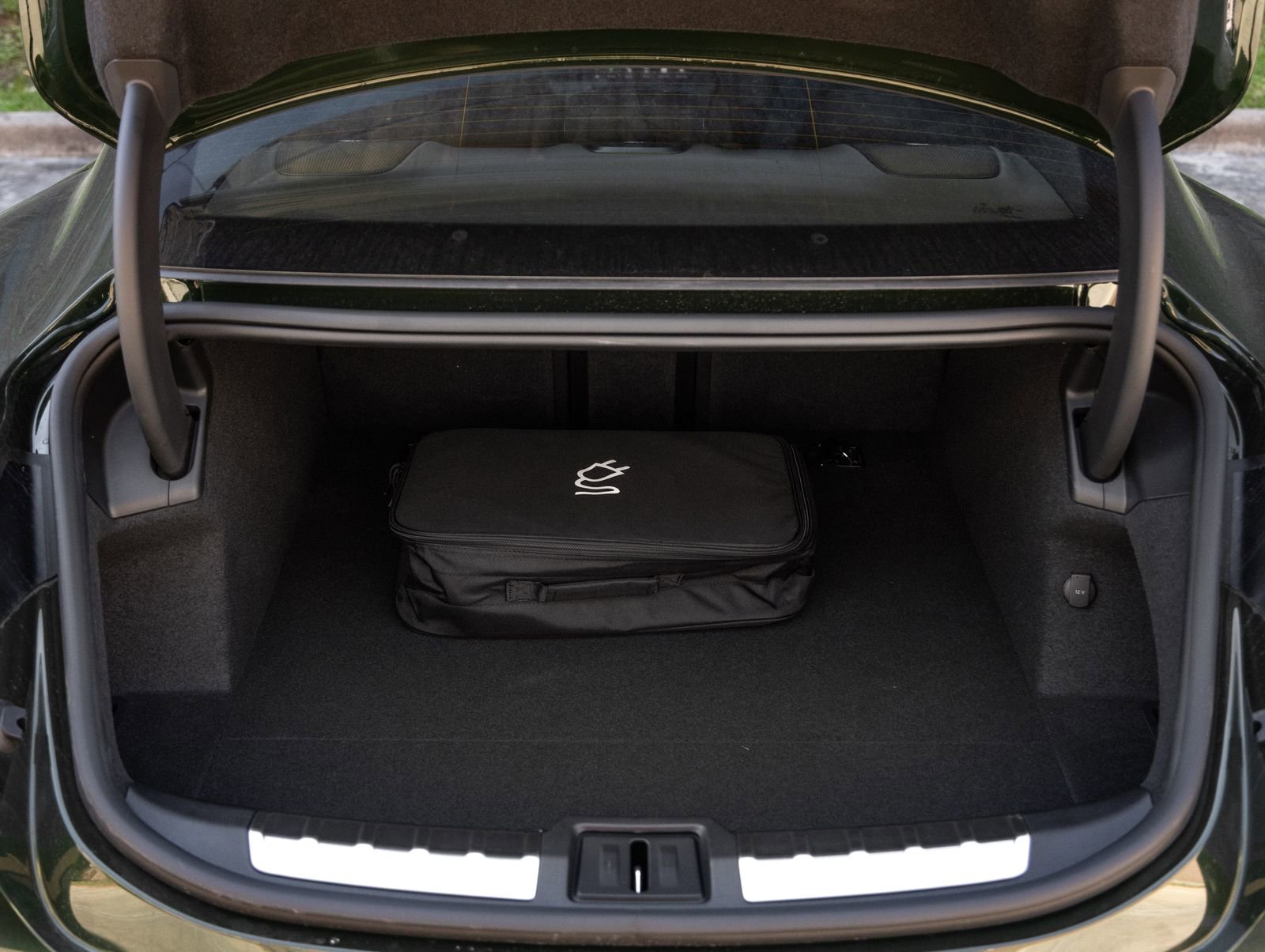 New 2026 Porsche Taycan image 29