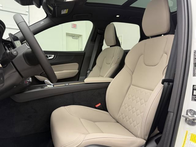 New 2026 Volvo XC60 B5 Core AWD/4WD image 13