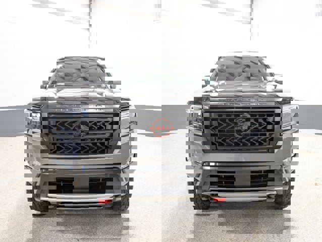 Used 2022 Nissan Frontier PRO-4X w/ Pro-4X Premium Package image 8