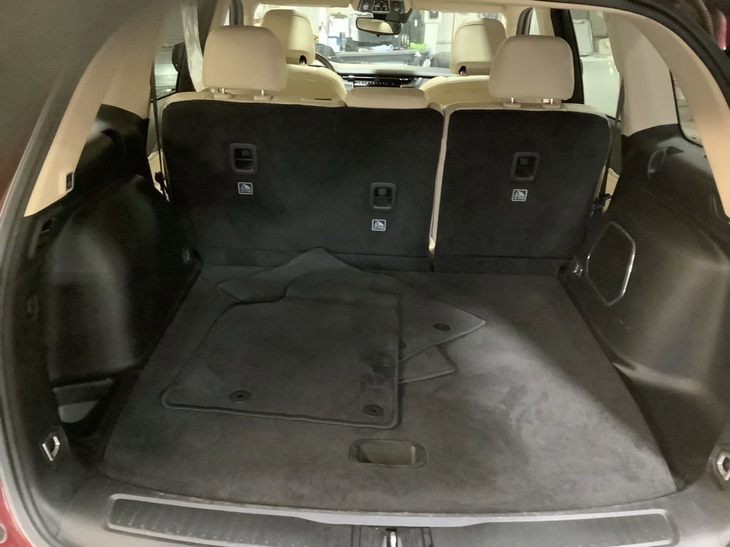 Used 2022 Jeep Grand Cherokee Limited AWD/4WD image 16