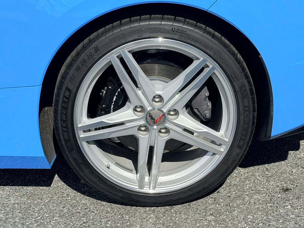 Used 2024 Chevrolet Corvette Stingray Premium Conv w/ Stealth Interior Trim Package image 21