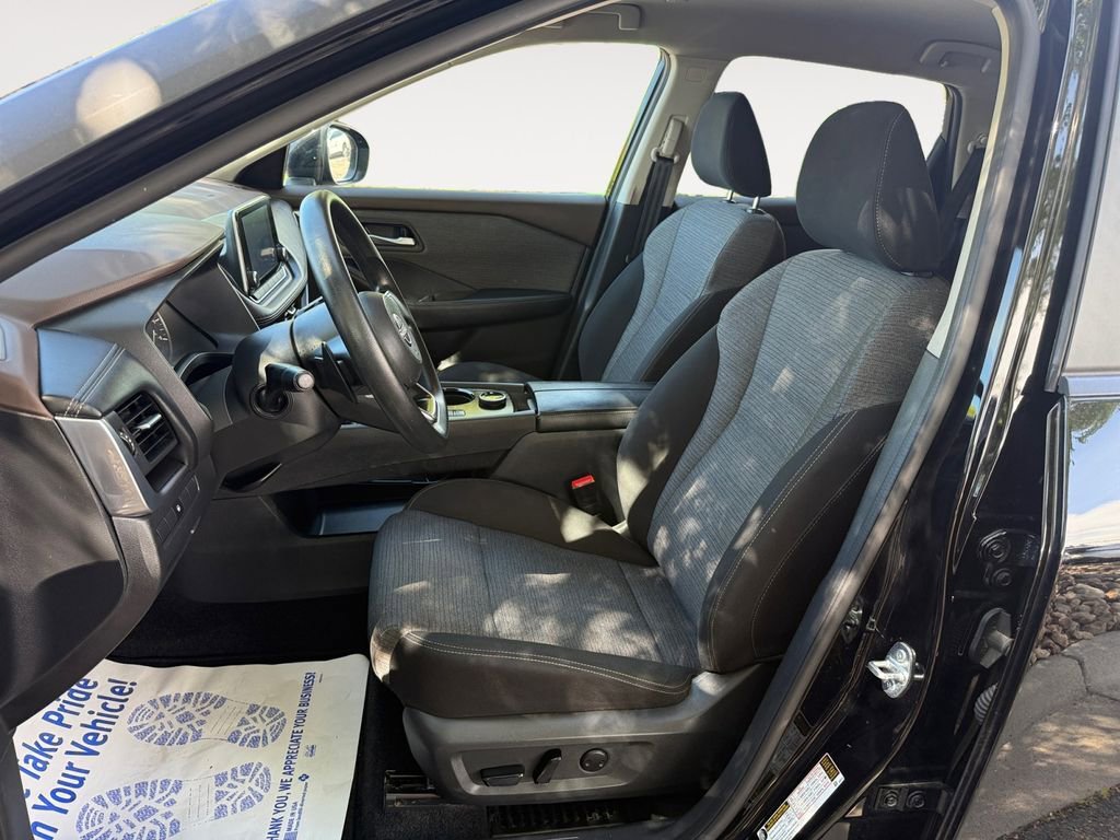 Used 2023 Nissan Rogue SV AWD/4WD image 9