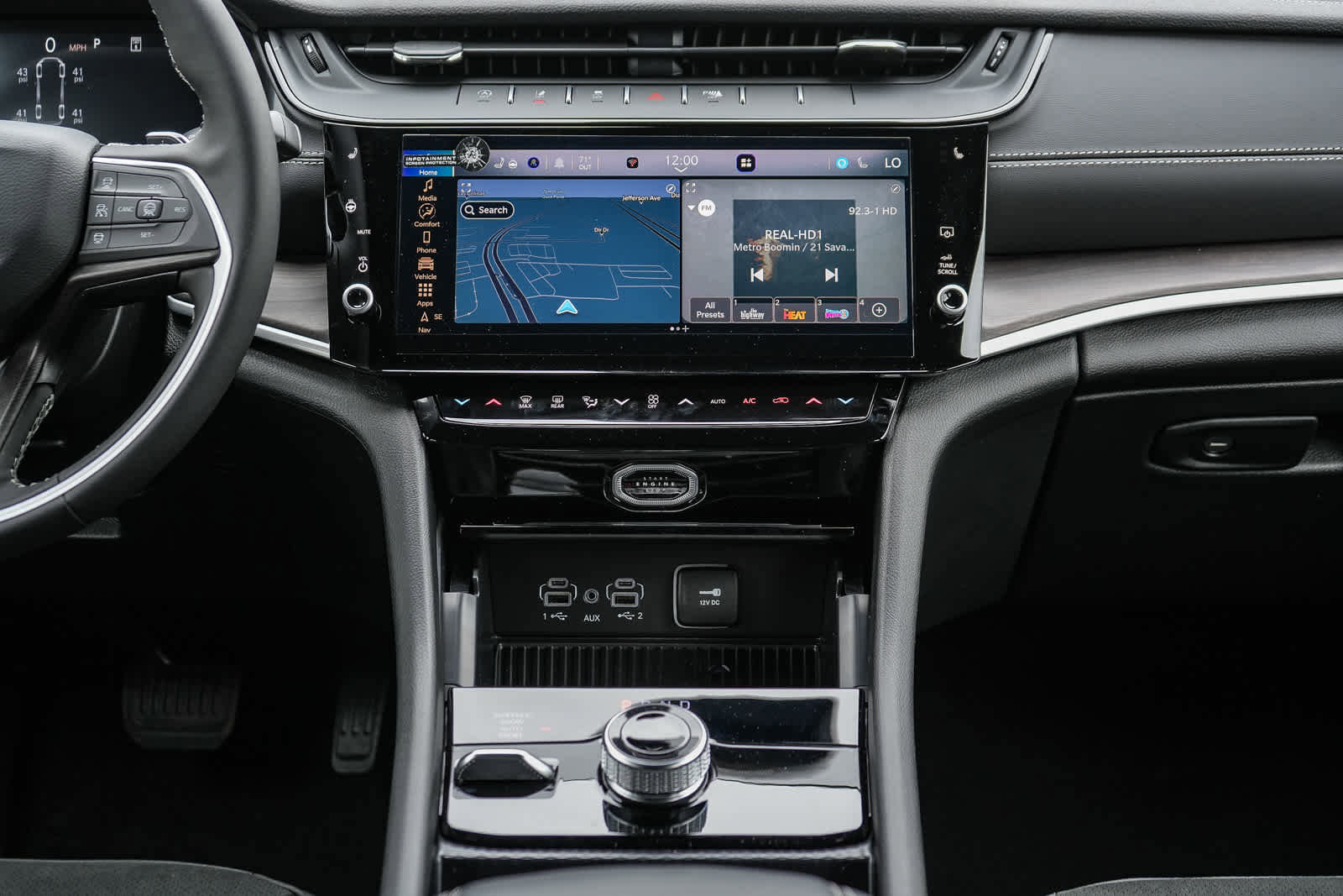 New 2026 Jeep Grand Cherokee L 4WD image 13