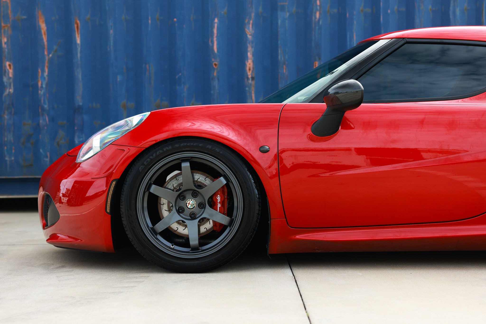 Used 2015 Alfa Romeo 4C Launch Edition w/ Convenience Group RWD image 27