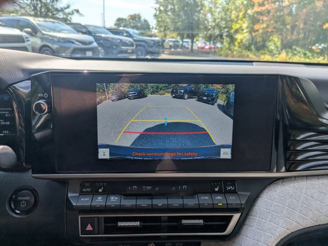 Certified 2026 Toyota Camry XLE FWD image 30