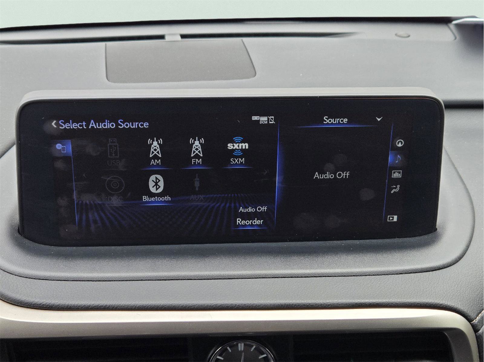 Used 2022 Lexus RX 450h AWD w/ Luxury Package image 20